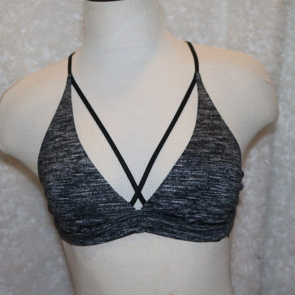Victoria Sport small sports bra
